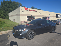 2019 Nissan Altima  2019 Nissan Altima