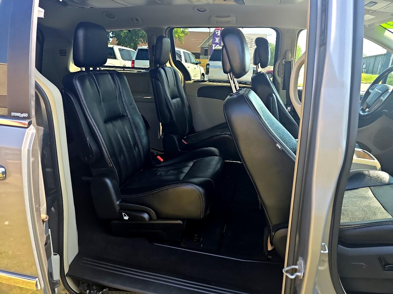 Chrysler Town & Country Touring-L 2014 Chrysler Town & Country Touring-L 2014