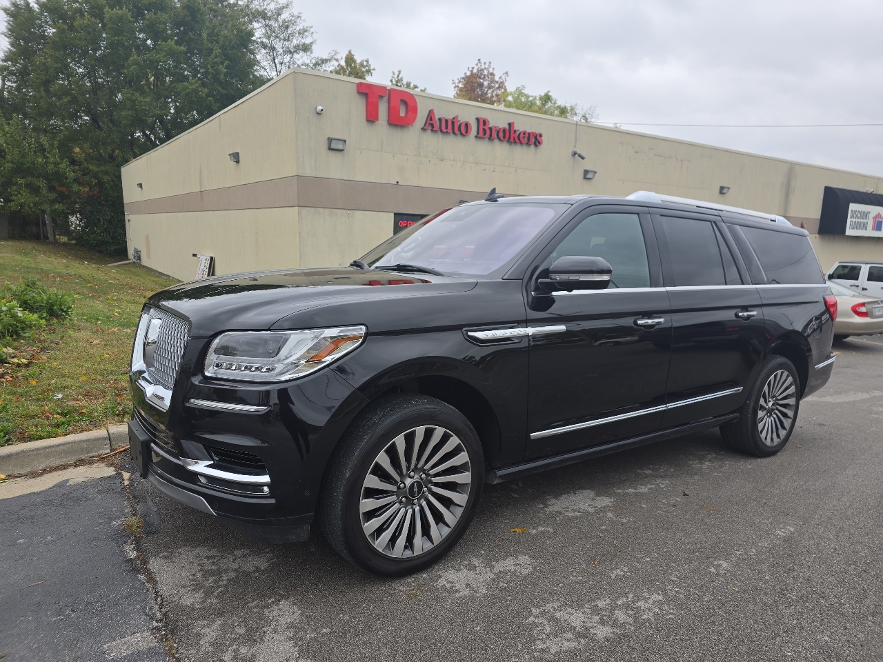 Lincoln Navigator L Reserve 4WD 2019 Lincoln Navigator L Reserve 4WD 2019