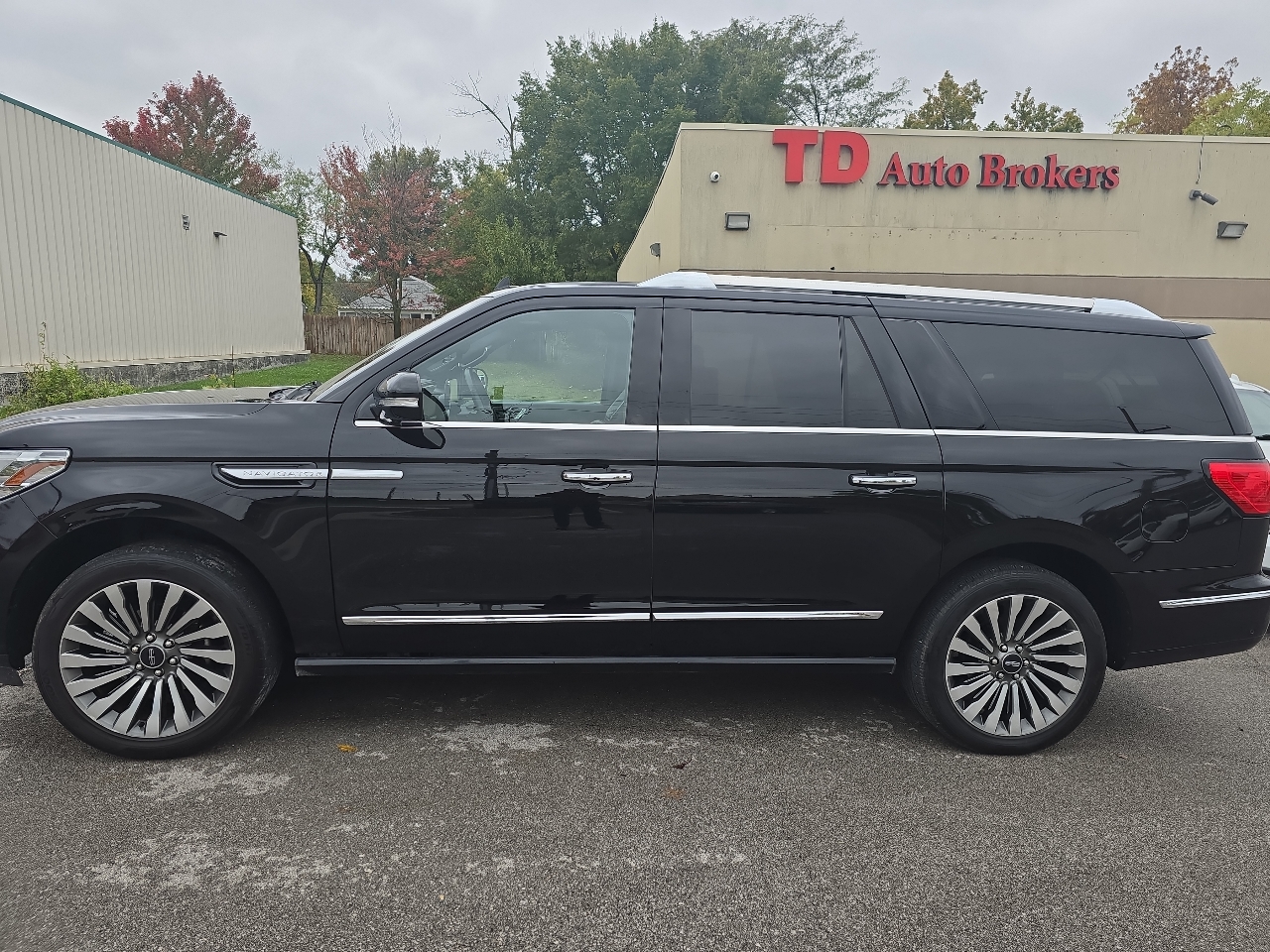 Lincoln Navigator L Reserve 4WD 2019 Lincoln Navigator L Reserve 4WD 2019