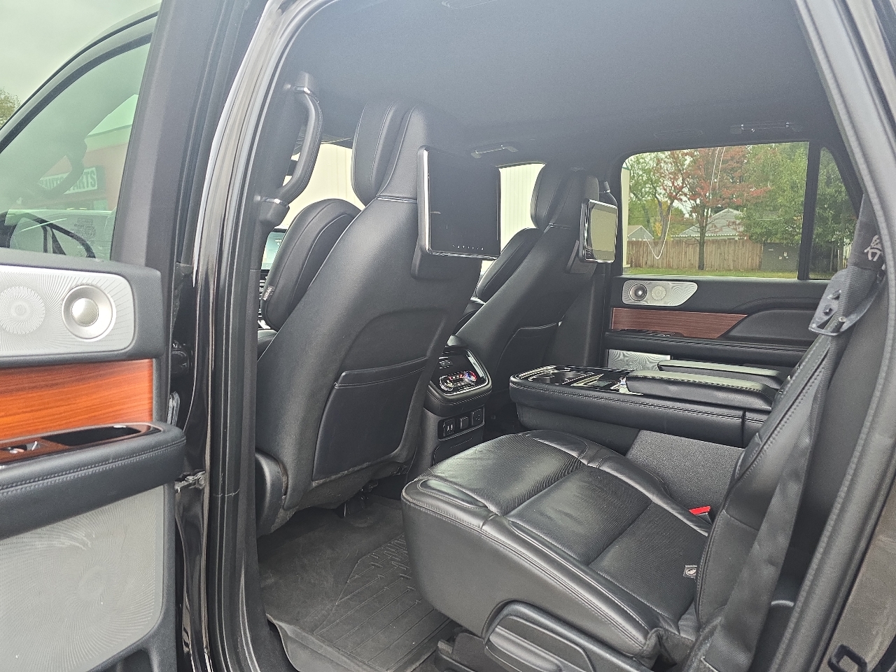 Lincoln Navigator L Reserve 4WD 2019 Lincoln Navigator L Reserve 4WD 2019