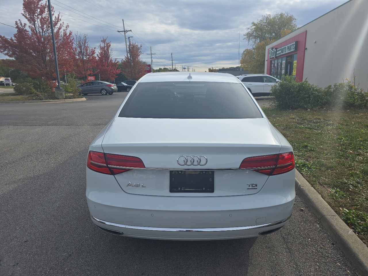 Audi A8 L TDI quattro 2015 Audi A8 L TDI quattro 2015