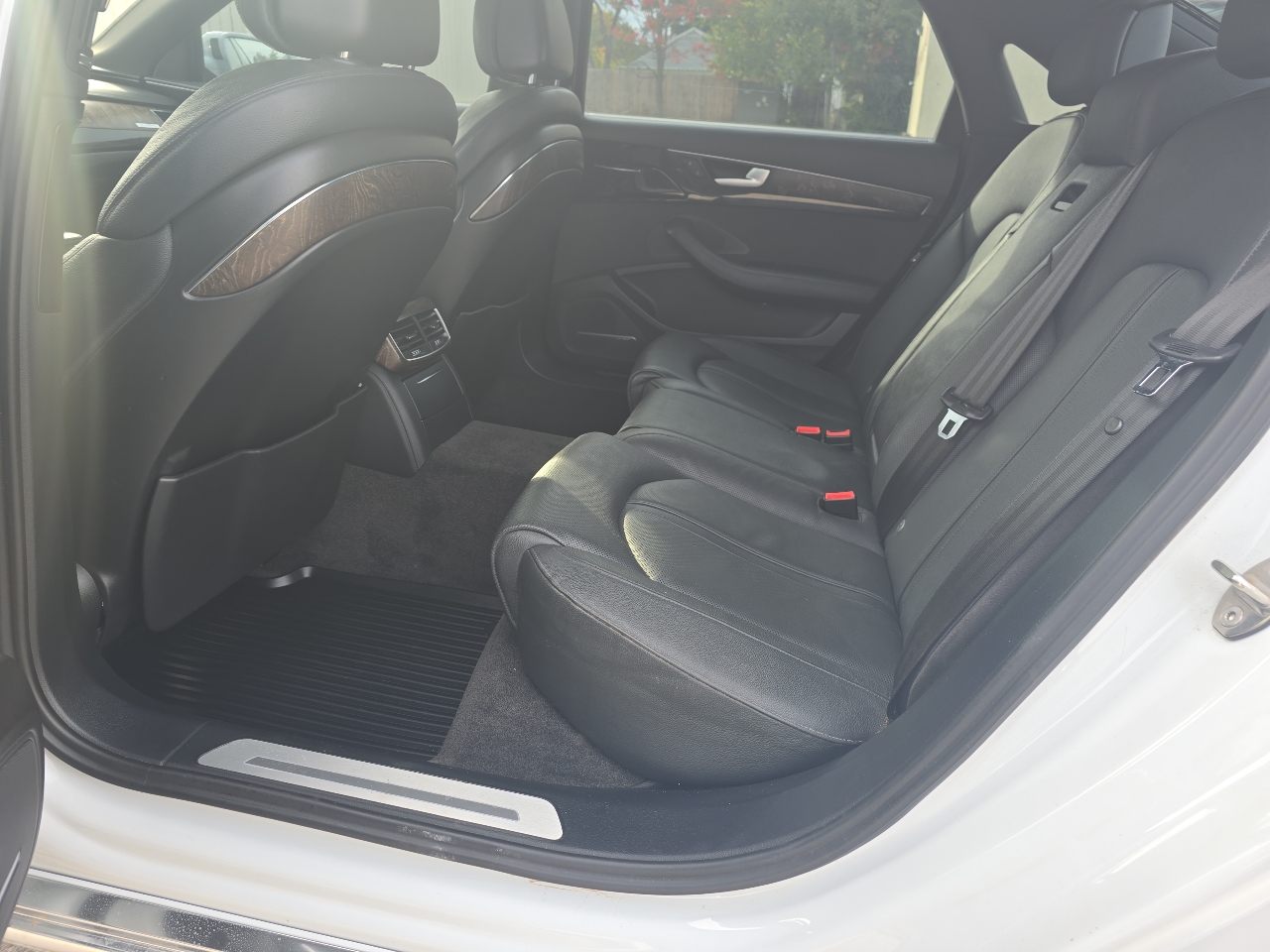 Audi A8 L TDI quattro 2015 Audi A8 L TDI quattro 2015