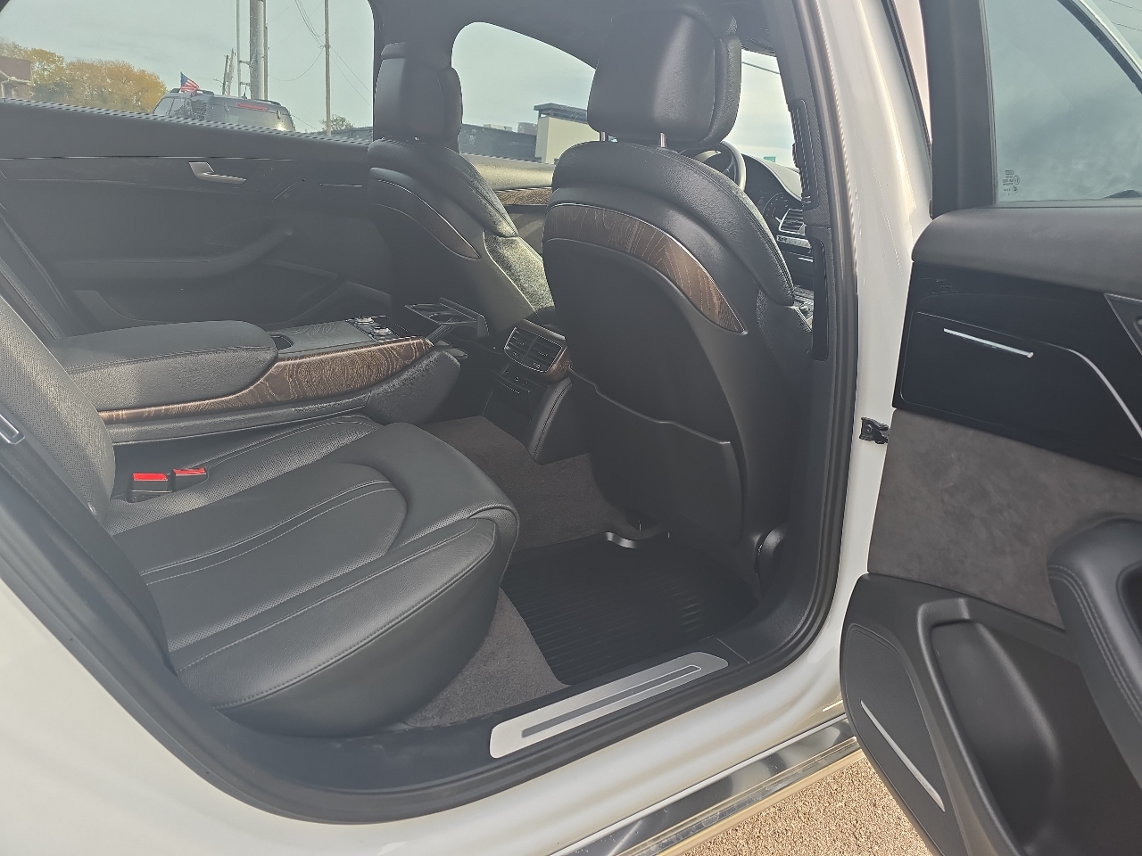 Audi A8 L TDI quattro 2015 Audi A8 L TDI quattro 2015