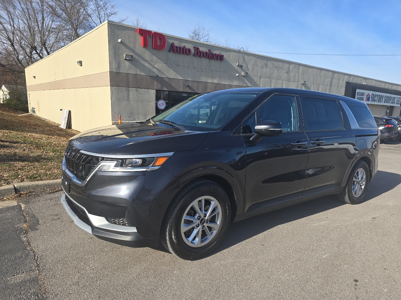 2022 Kia Carnival LX Seat Package