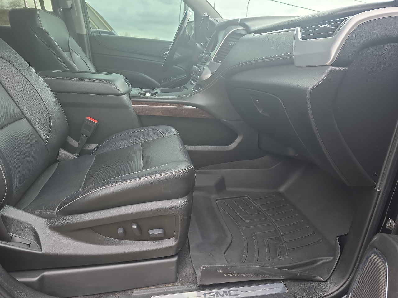 GMC Yukon XL SLT 4WD 2020