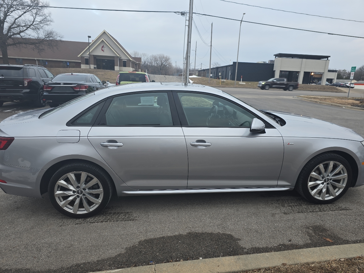 Audi A4 2.0 TFSI Premium quattro 7A 2018