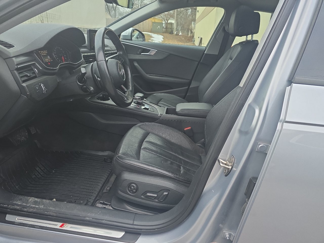 Audi A4 2.0 TFSI Premium quattro 7A 2018