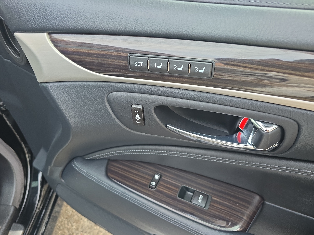 Lexus LS 460 Luxury Sedan 2015