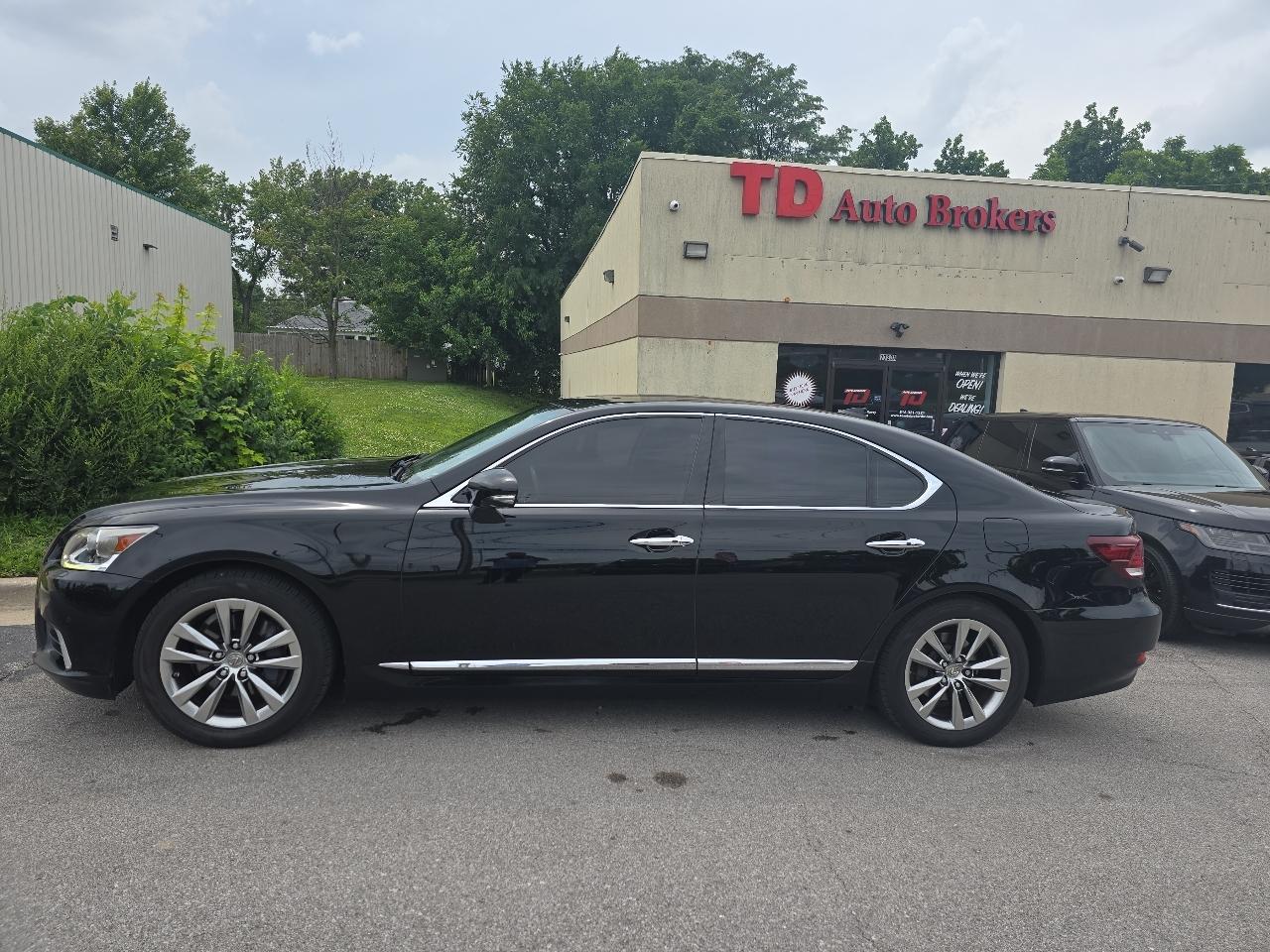 Lexus LS 460 Luxury Sedan 2015