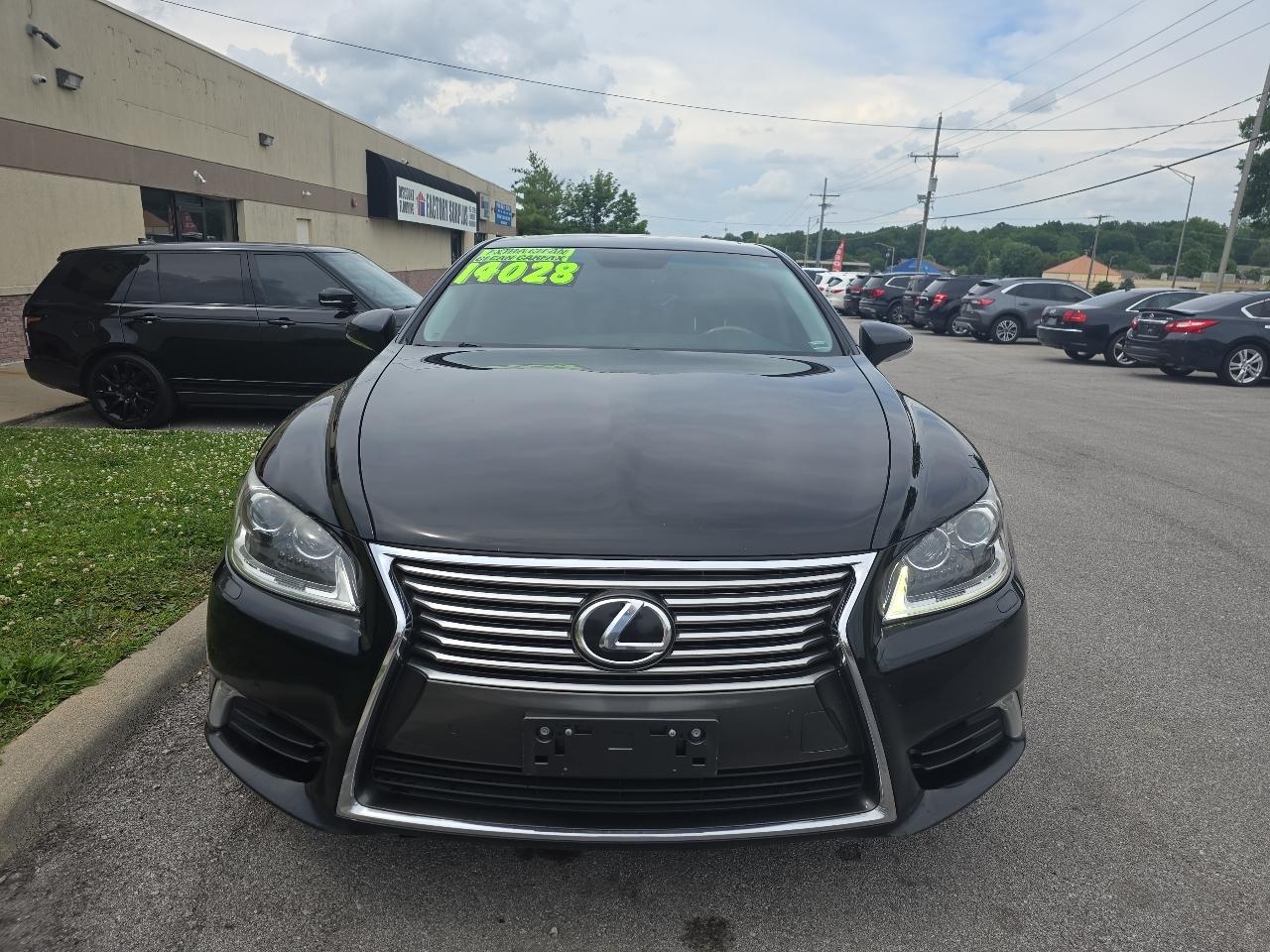 Lexus LS 460 Luxury Sedan 2015