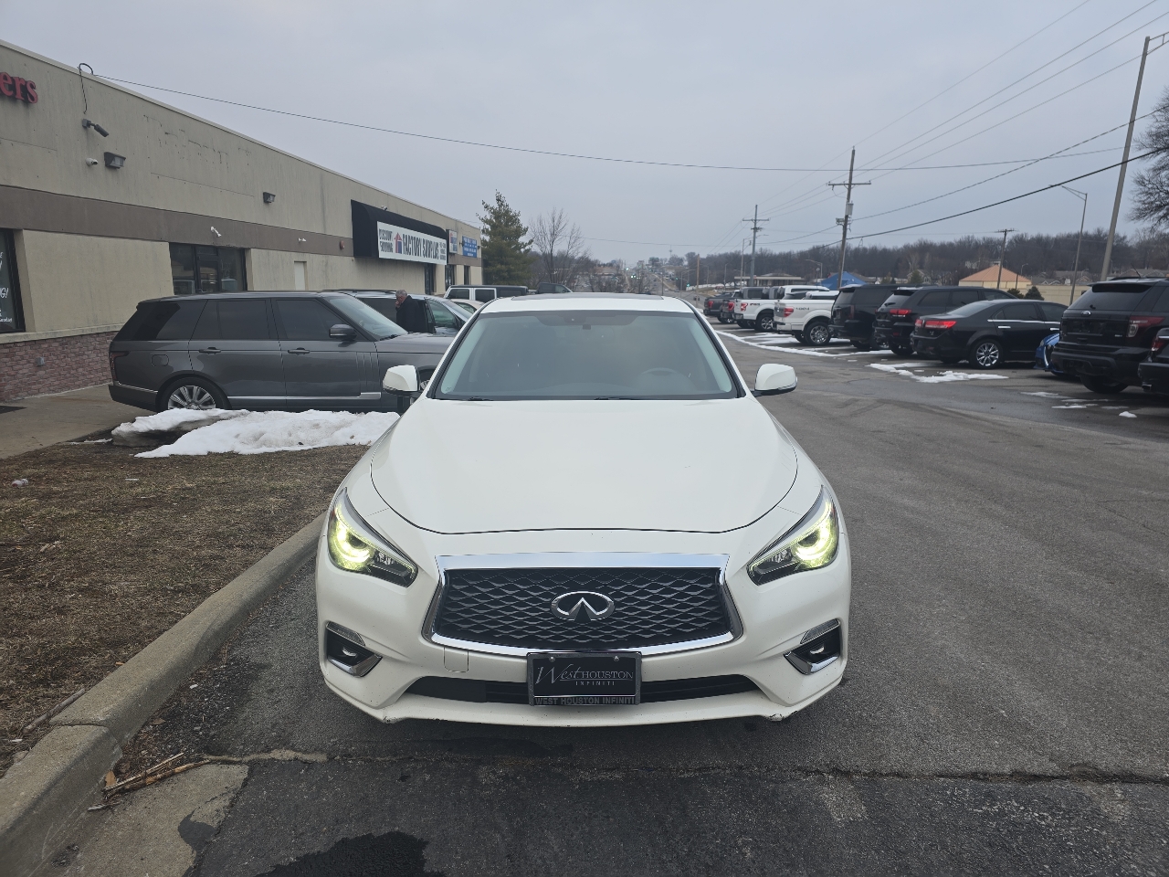 Infiniti Q50 3.0t LUXE AWD 2019