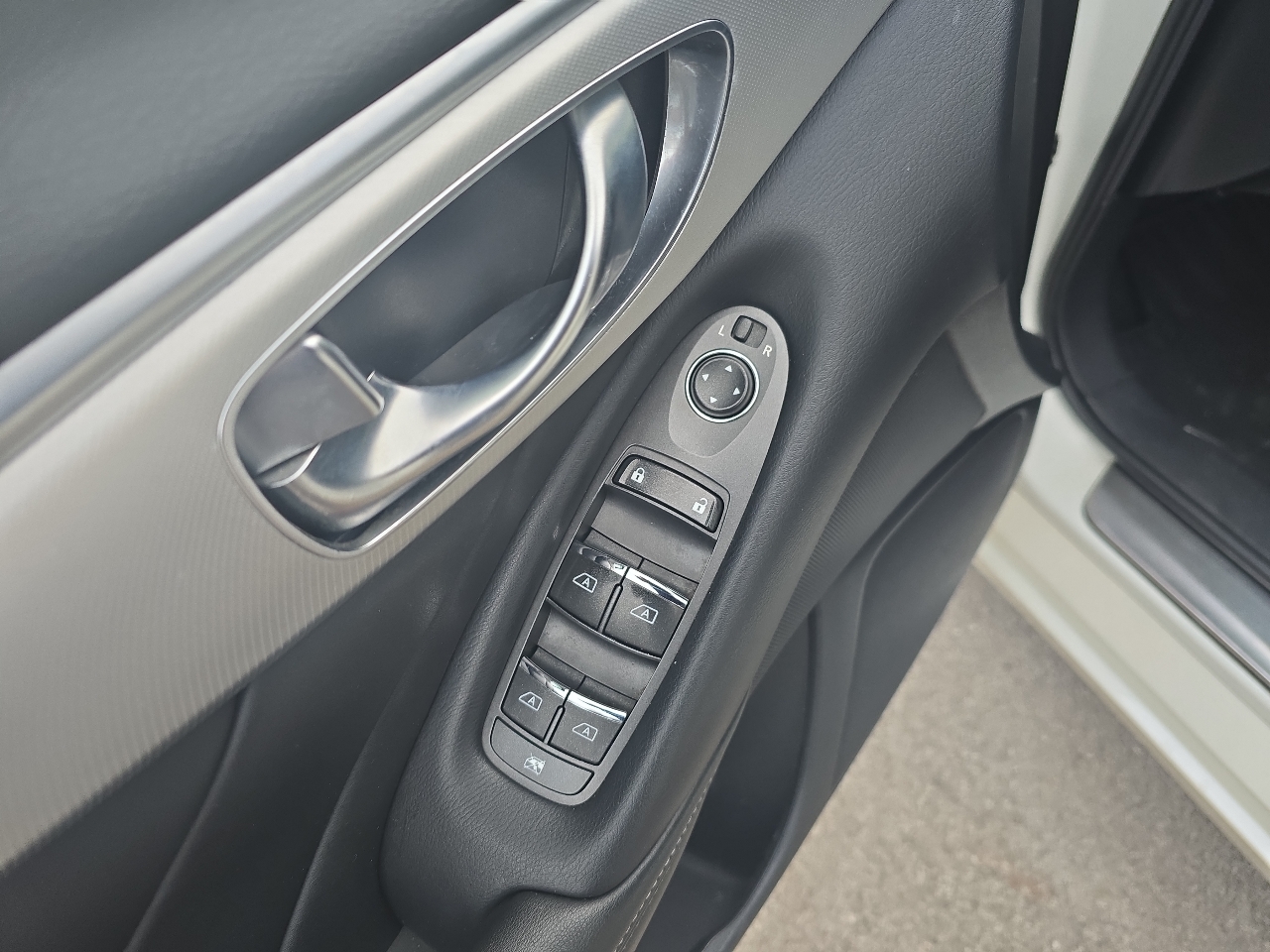 Infiniti Q50 3.0t LUXE AWD 2019