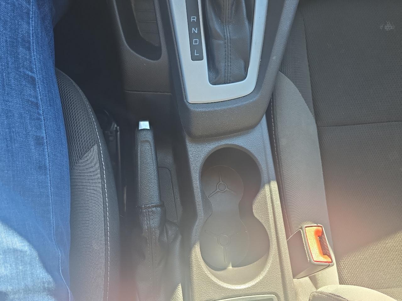 Ford Focus SE Sedan 2014