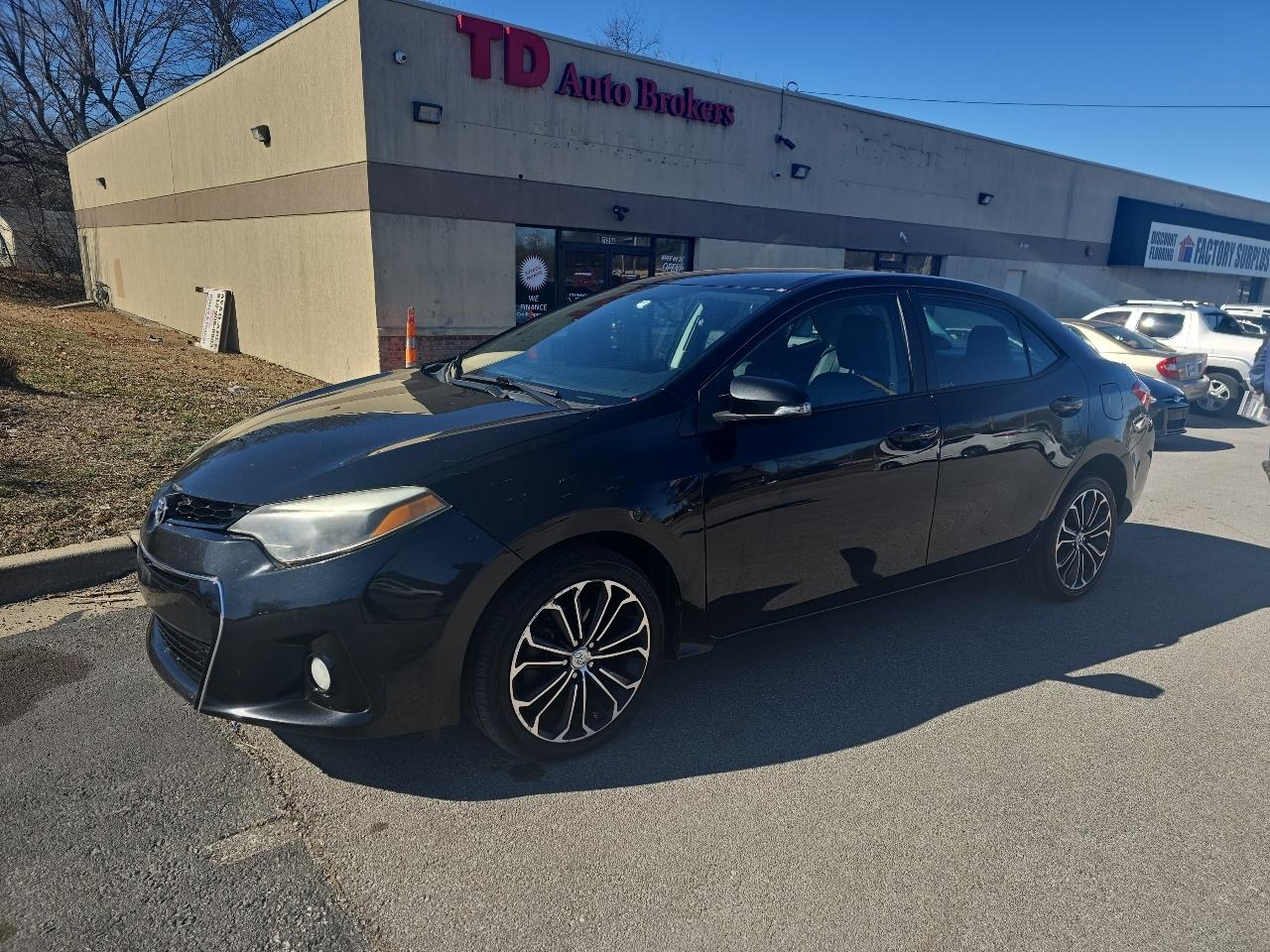 Toyota Corolla S Premium CVT 2015