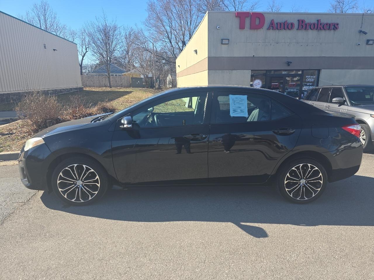 Toyota Corolla S Premium CVT 2015