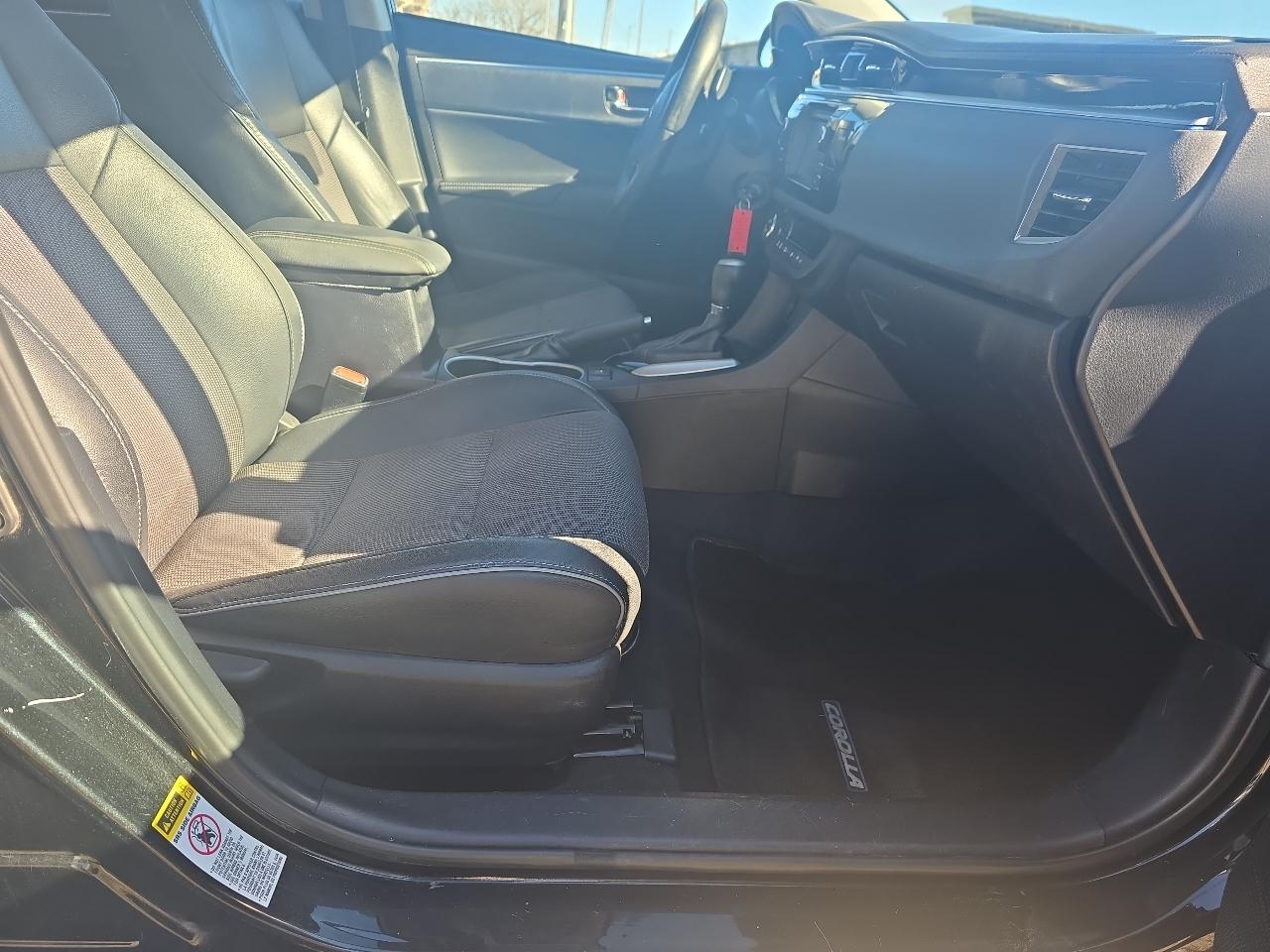 Toyota Corolla S Premium CVT 2015