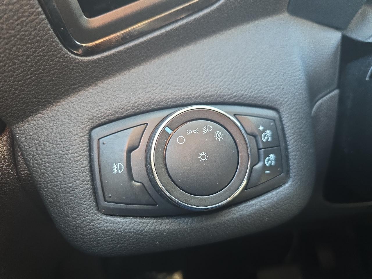 Ford Escape Titanium FWD 2014