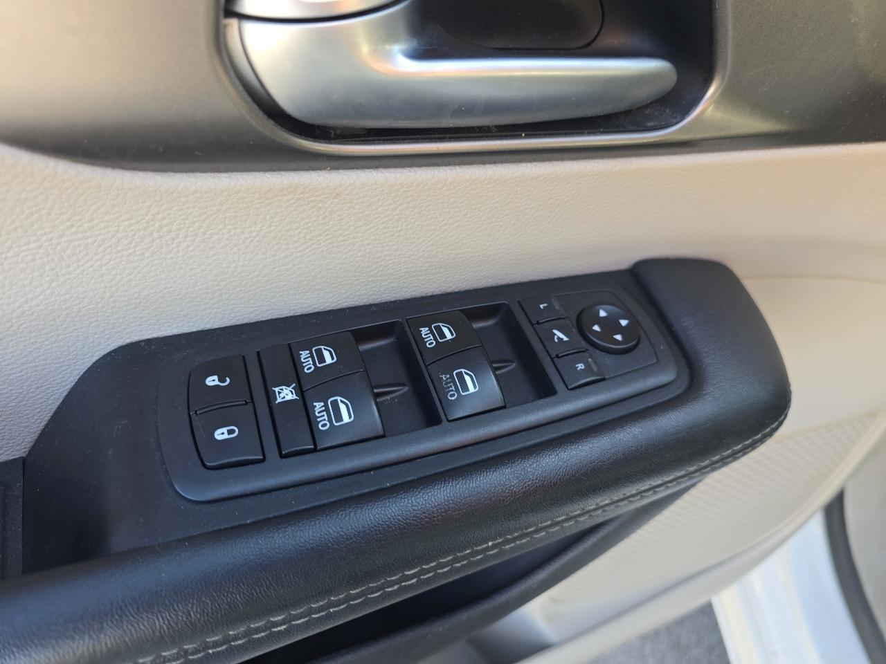 Chrysler Pacifica Limited 2018