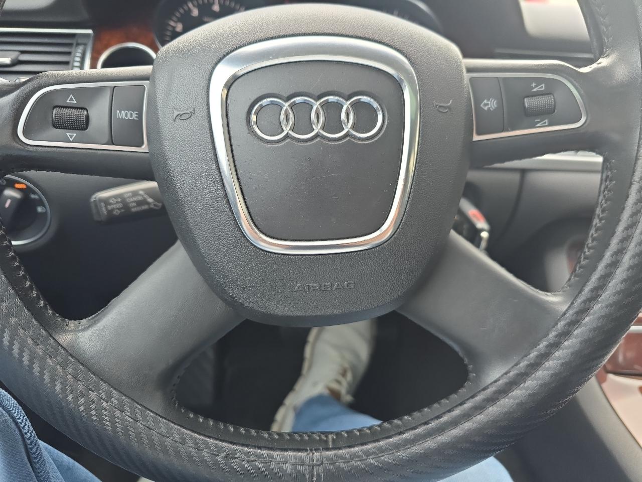 Audi A8  2009