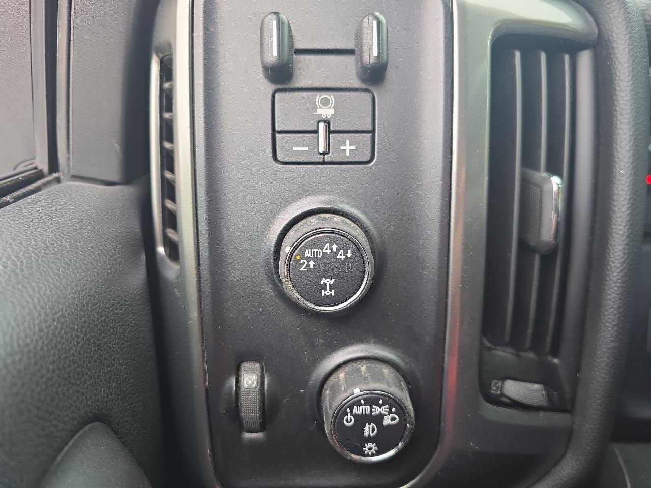 Chevrolet Silverado 1500 LT Crew Cab 4WD 2018