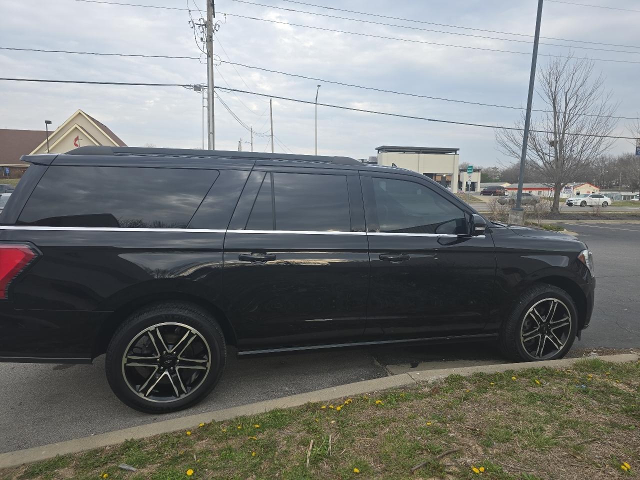 Ford Expedition MAX Limited 4WD 2021