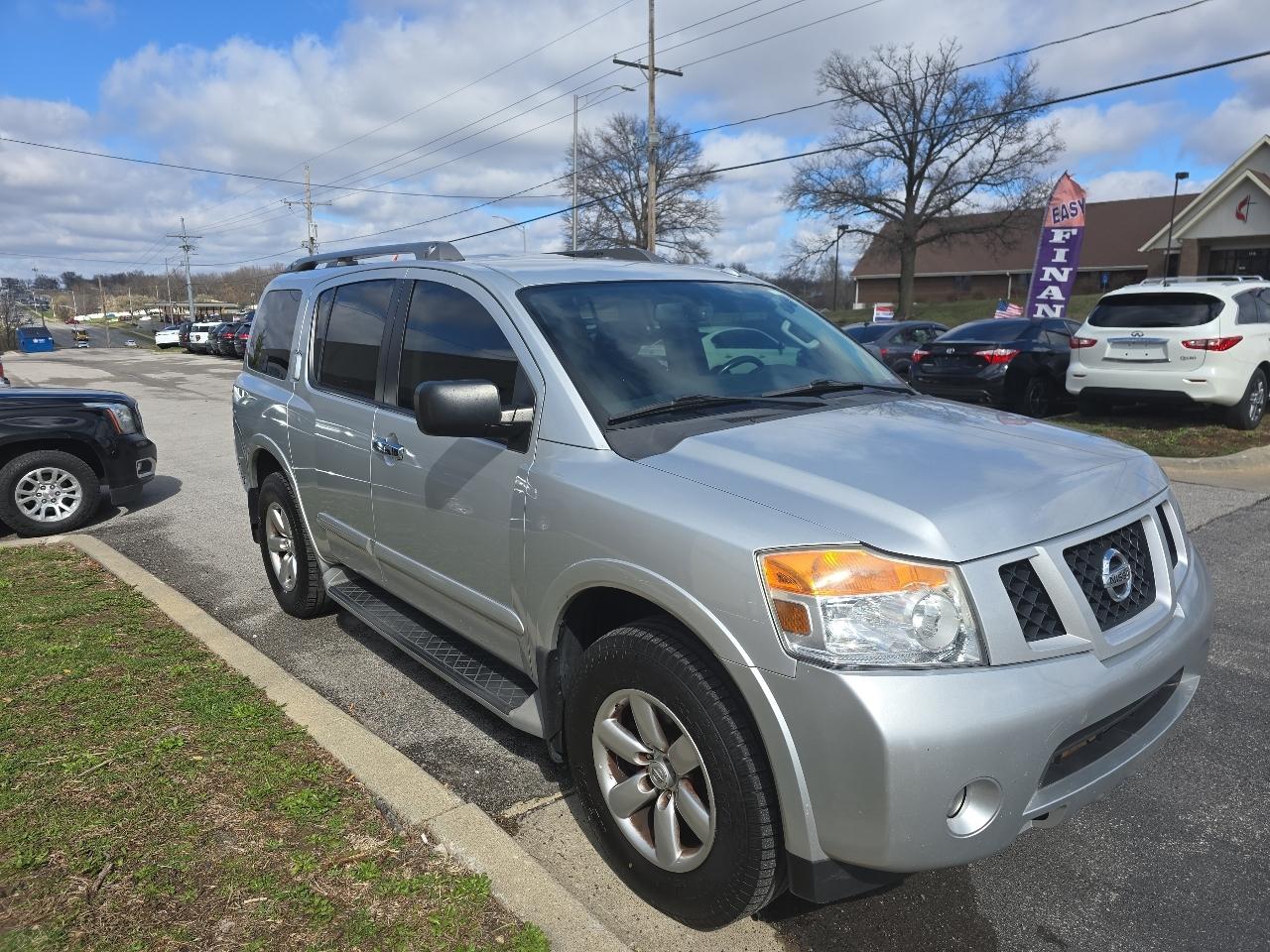 Nissan Armada SL 4WD 2015