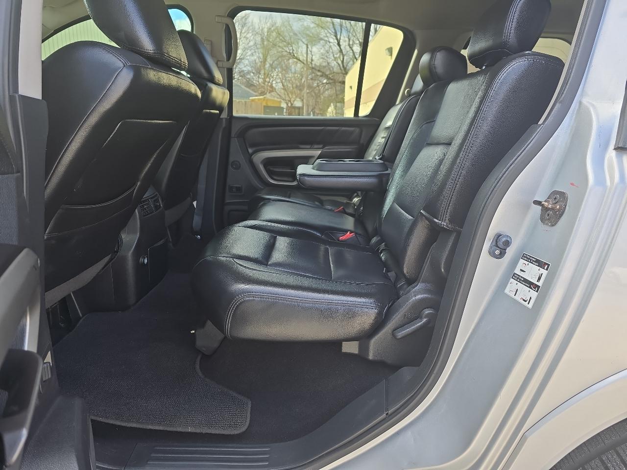 Nissan Armada SL 4WD 2015