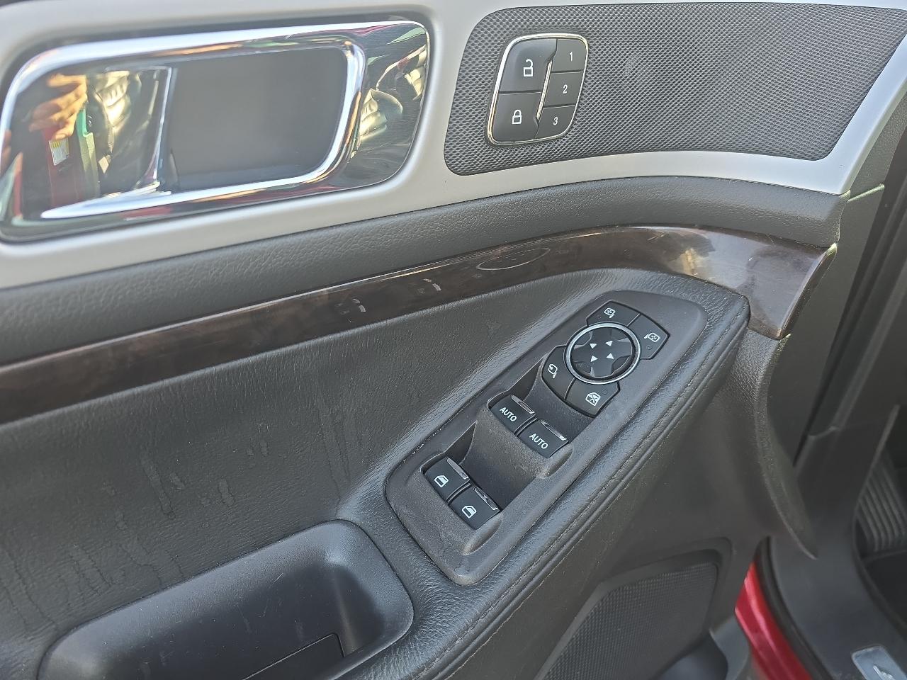 Ford Explorer Limited 4WD 2013