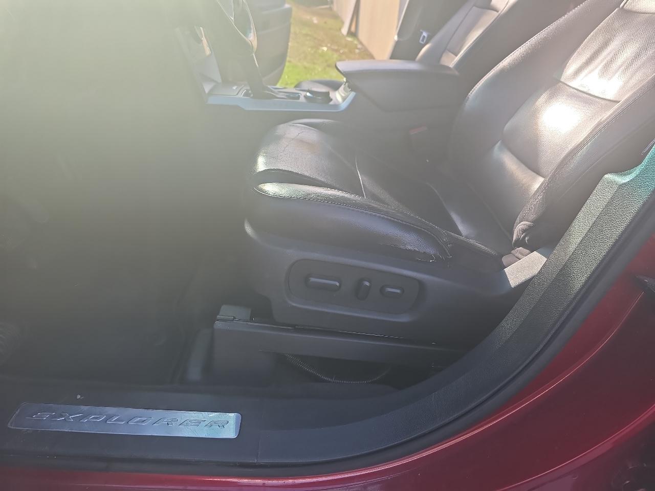 Ford Explorer Limited 4WD 2013