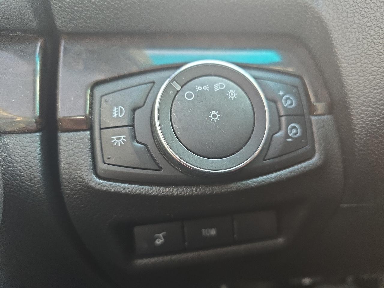 Ford Explorer Limited 4WD 2013