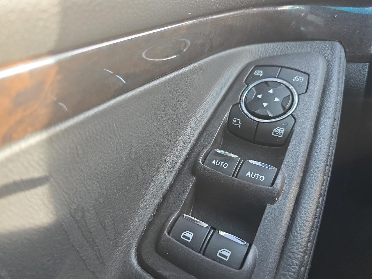 Ford Explorer Limited 4WD 2013