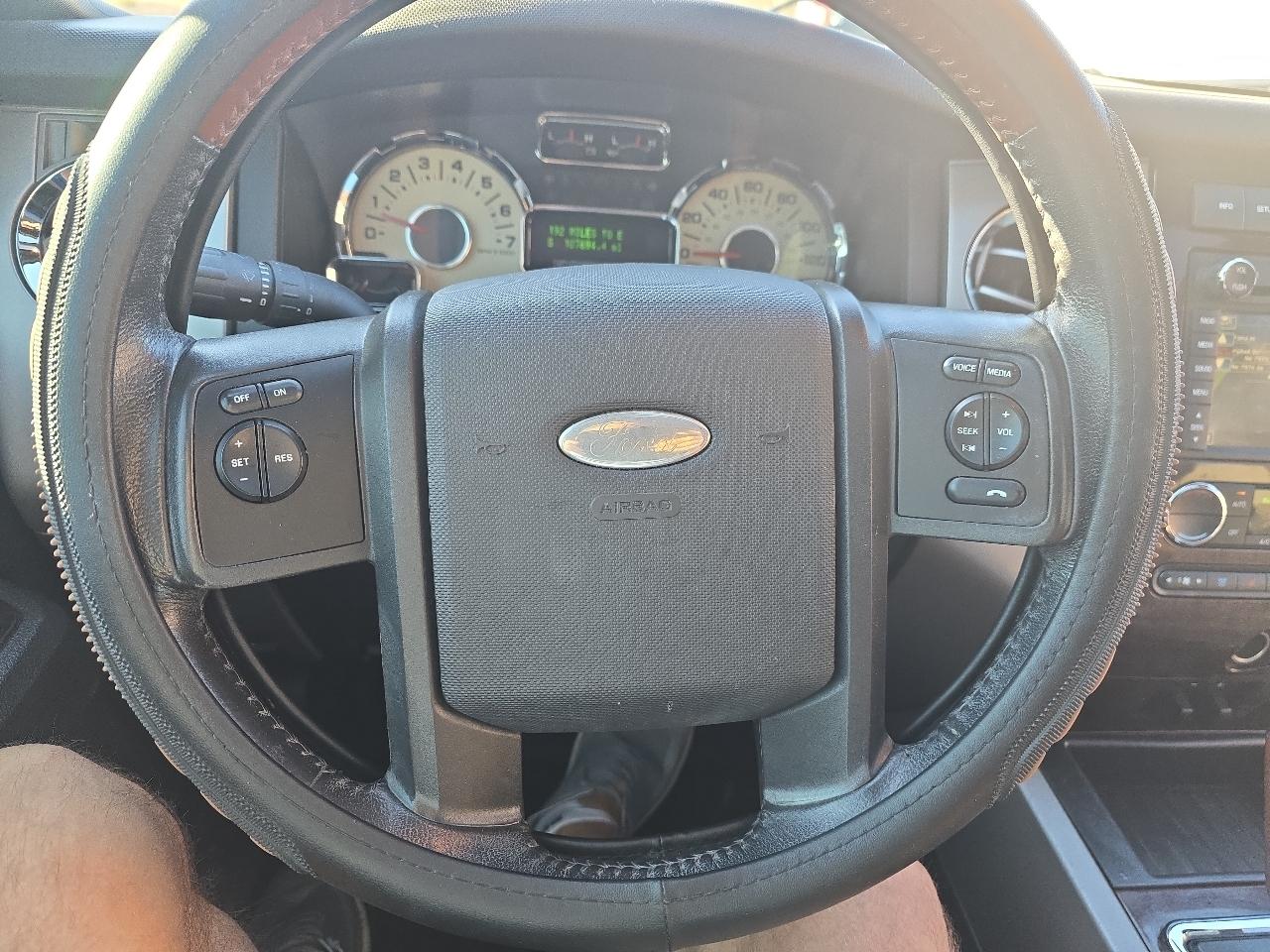 Ford Expedition King Ranch 4WD 2013