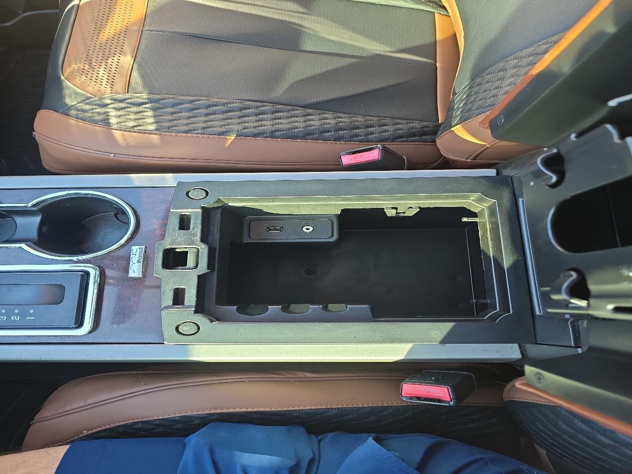 Ford Expedition King Ranch 4WD 2013