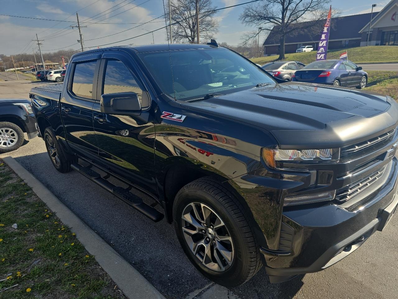 Chevrolet Silverado 1500 1LT Crew Cab 4WD 2019