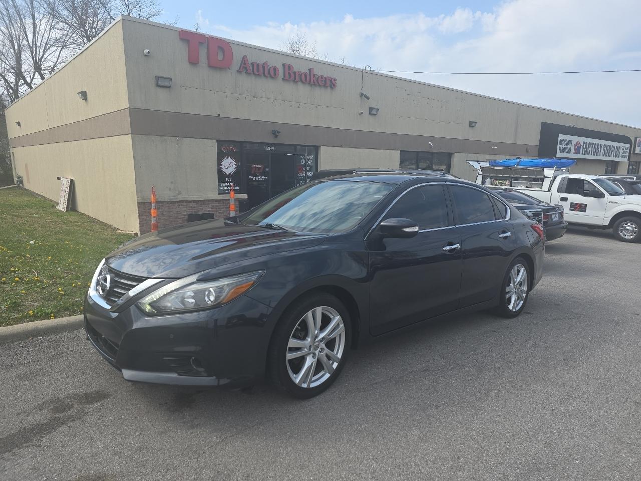 2017 Nissan Altima 3.5 SR