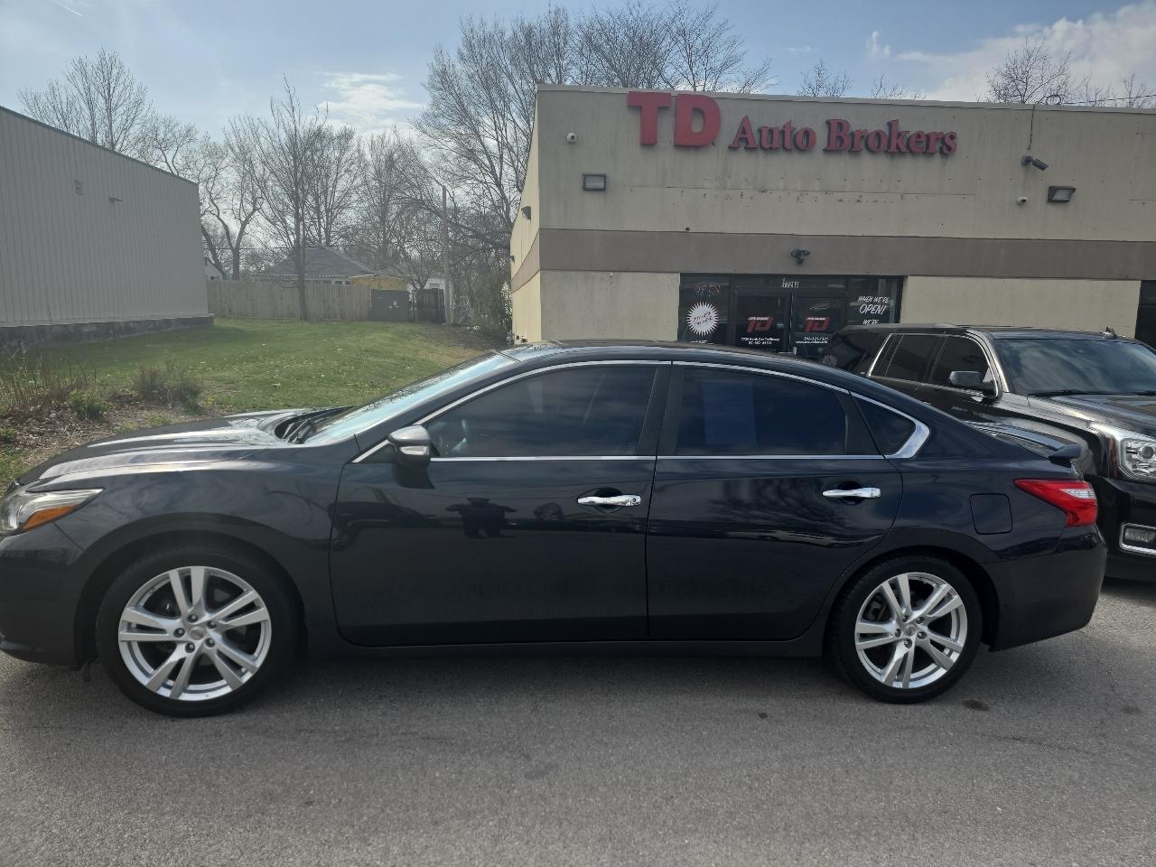 Nissan Altima 3.5 SR 2017