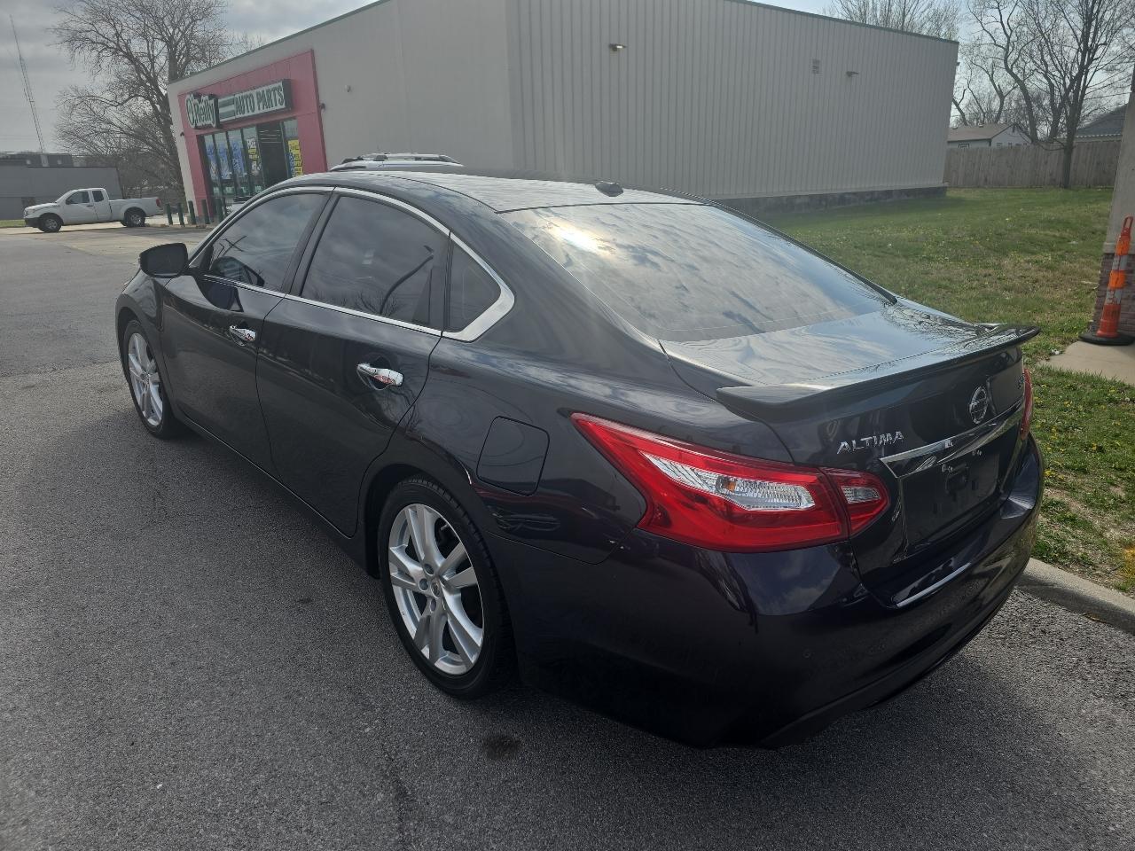 Nissan Altima 3.5 SR 2017