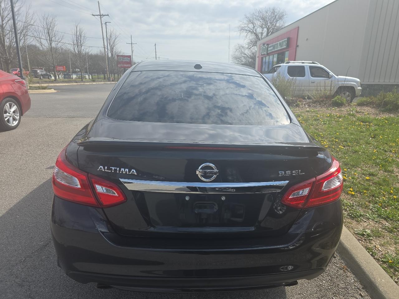 Nissan Altima 3.5 SR 2017
