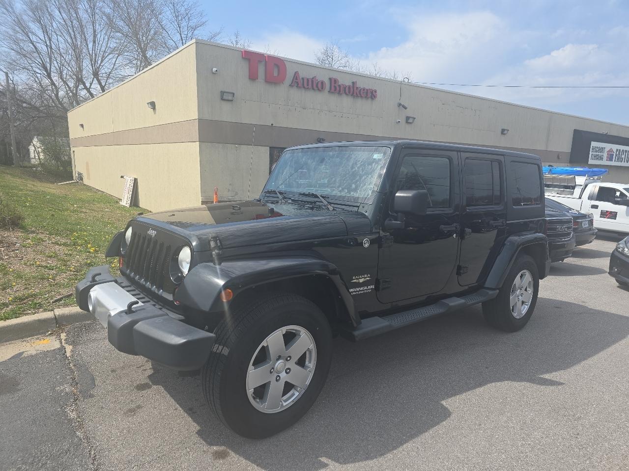 2012 Jeep Wrangler Unlimited Sahara 4WD