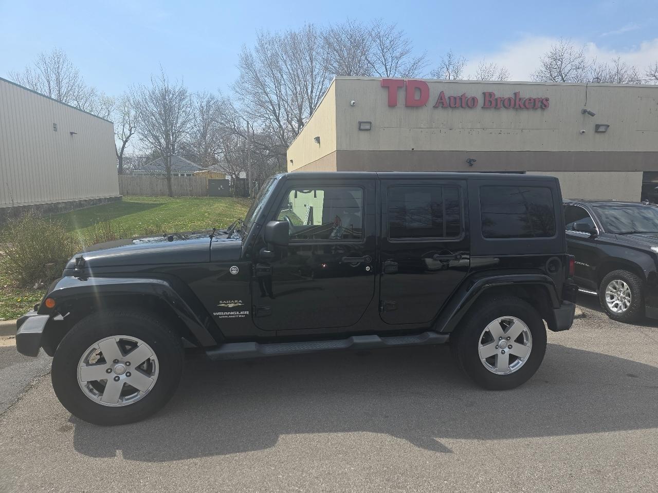Jeep Wrangler Unlimited Sahara 4WD 2012