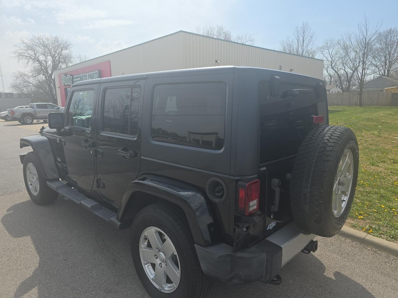 Jeep Wrangler Unlimited Sahara 4WD 2012