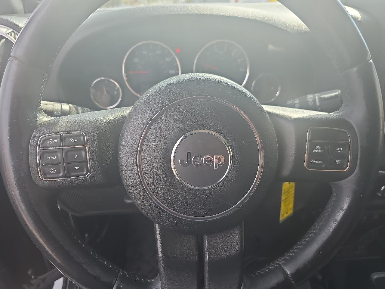 Jeep Wrangler Unlimited Sahara 4WD 2012