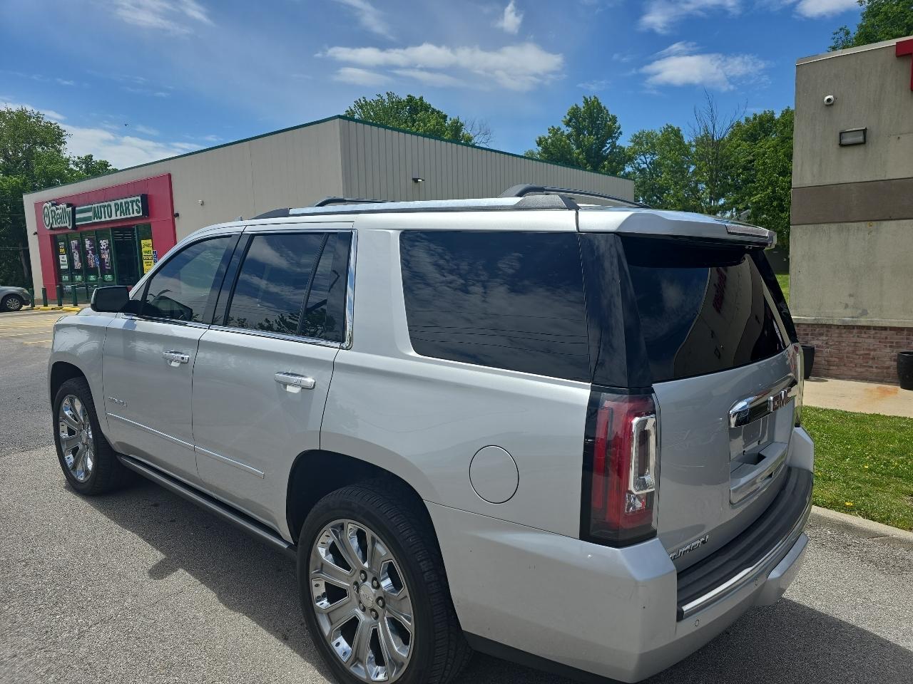 GMC Yukon Denali 4WD 2016