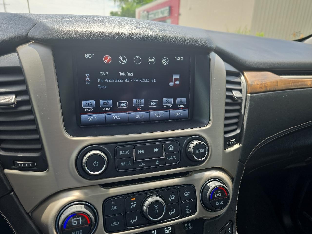 GMC Yukon Denali 4WD 2016