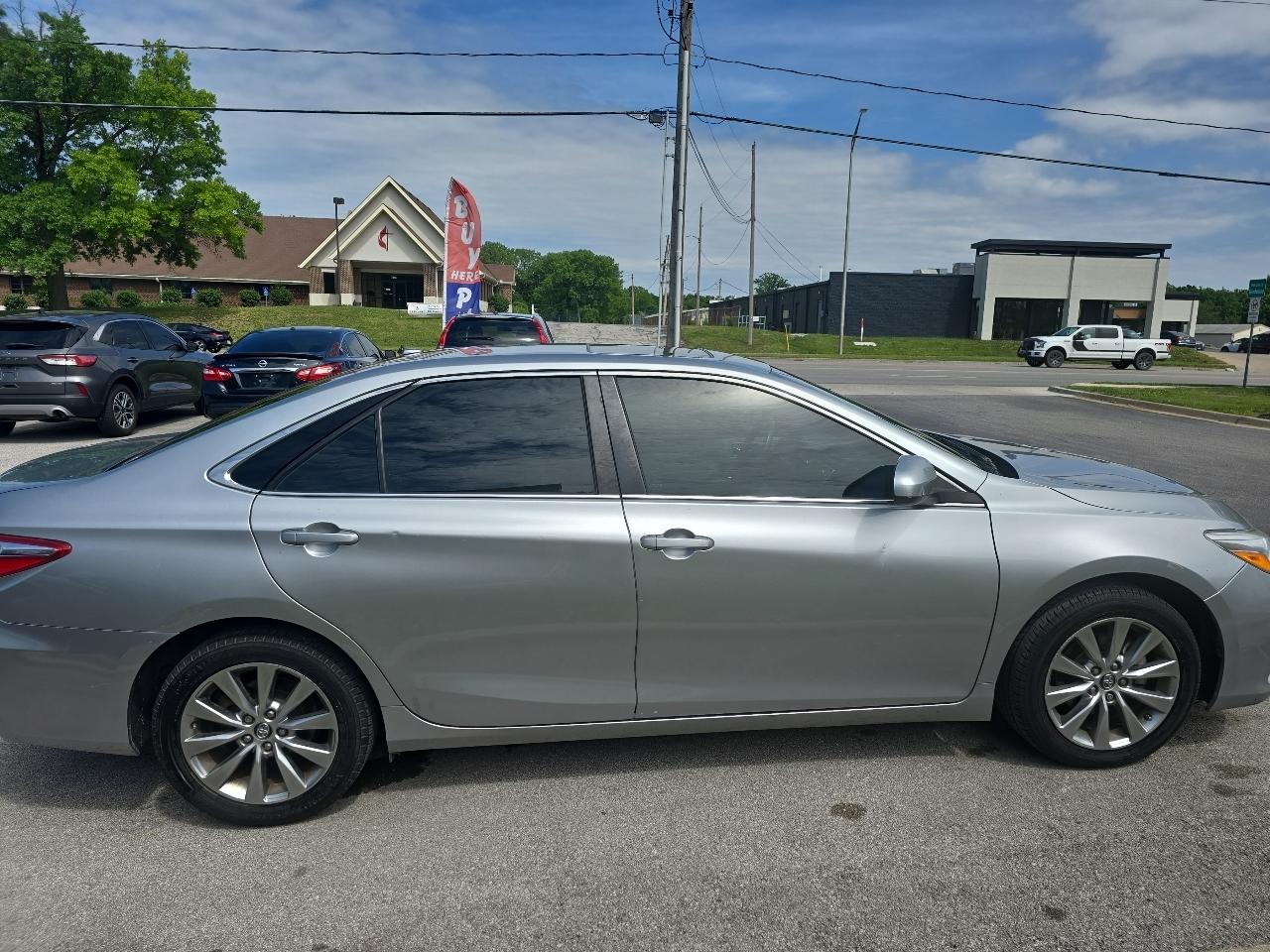 Toyota Camry XLE 2017