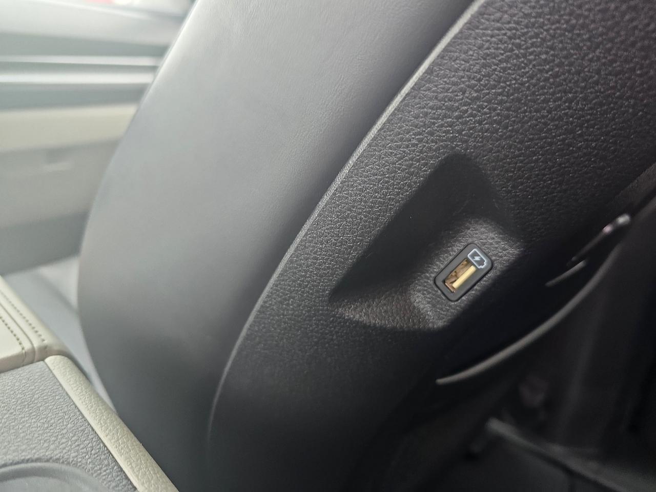 Kia Carnival LX Seat Package 2022