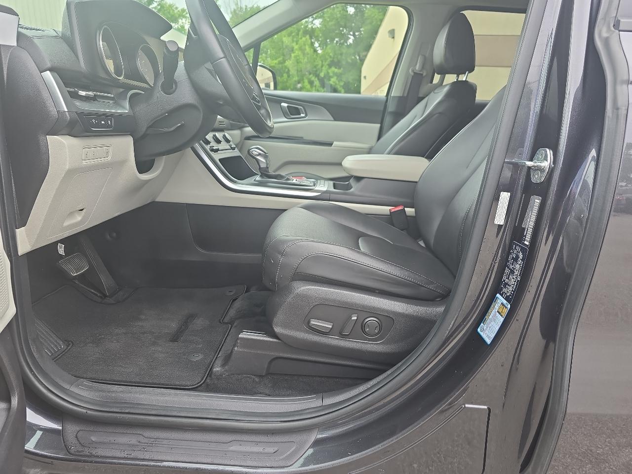 Kia Carnival LX Seat Package 2022