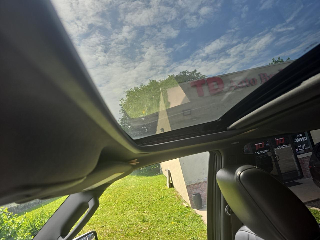 Ford Expedition XLT 4WD 2012