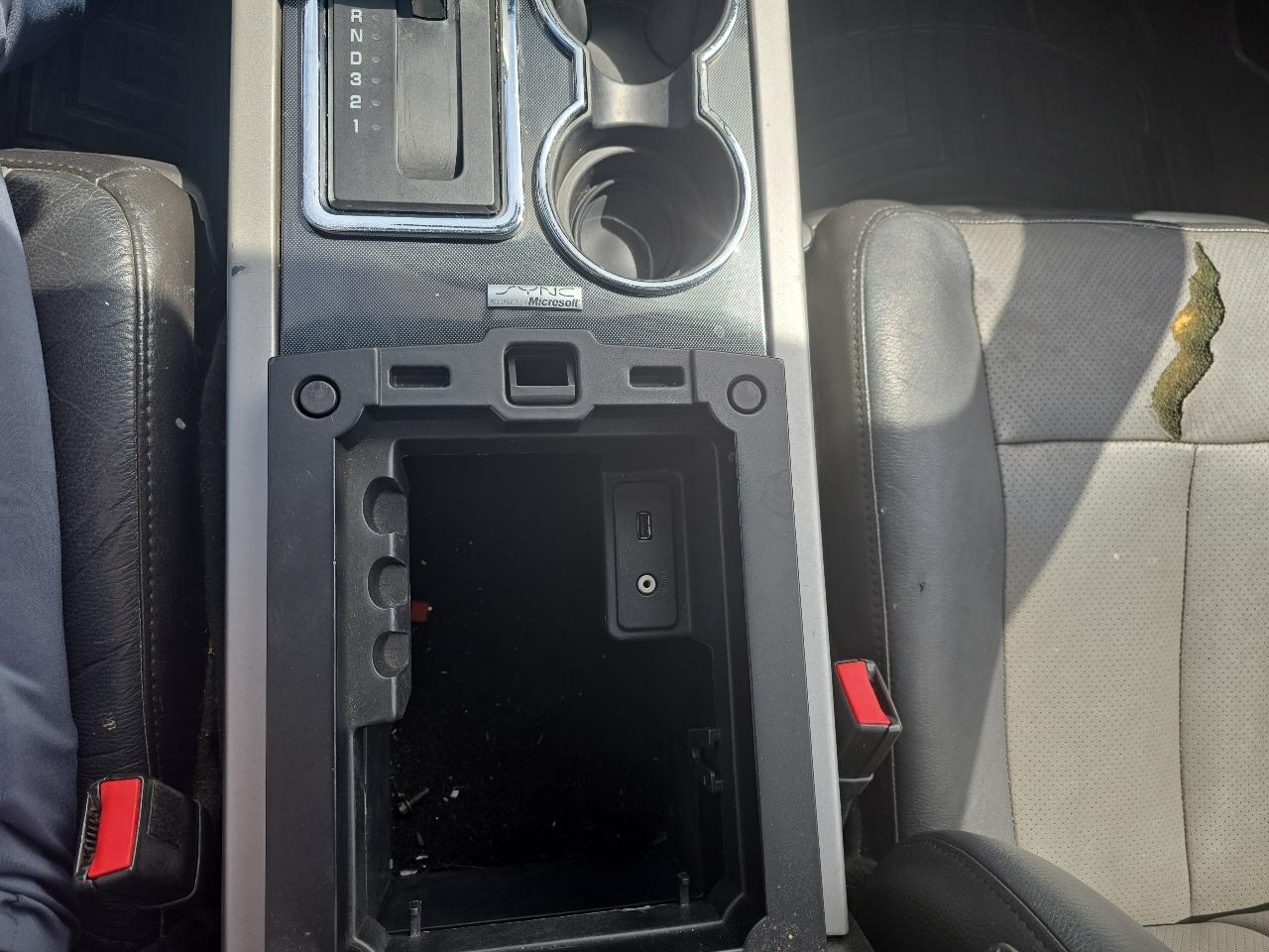Ford Expedition XLT 4WD 2012